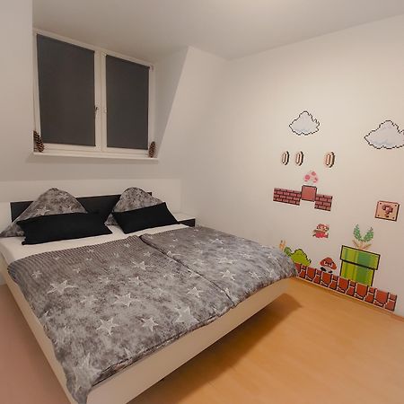Good Located Apartment Subway U6 Wohnung Berlin Exteriör bild